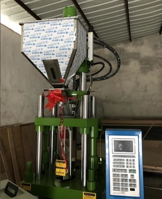 35T Vertical Injection Molding Machine 32 Mm Screw Diameter For Common Plugs