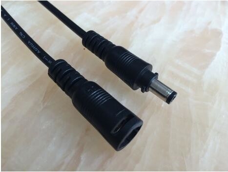 35T Vertical Injection Molding Machine 32 Mm Screw Diameter For Common Plugs